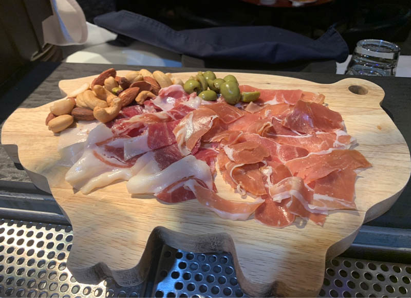 火腿拼盤